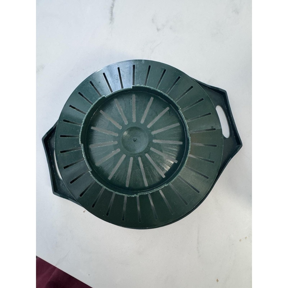 Vintage Colander Green Hard Plastic Durable Timeless Throw Back Great Condition - Picture 8 of 12